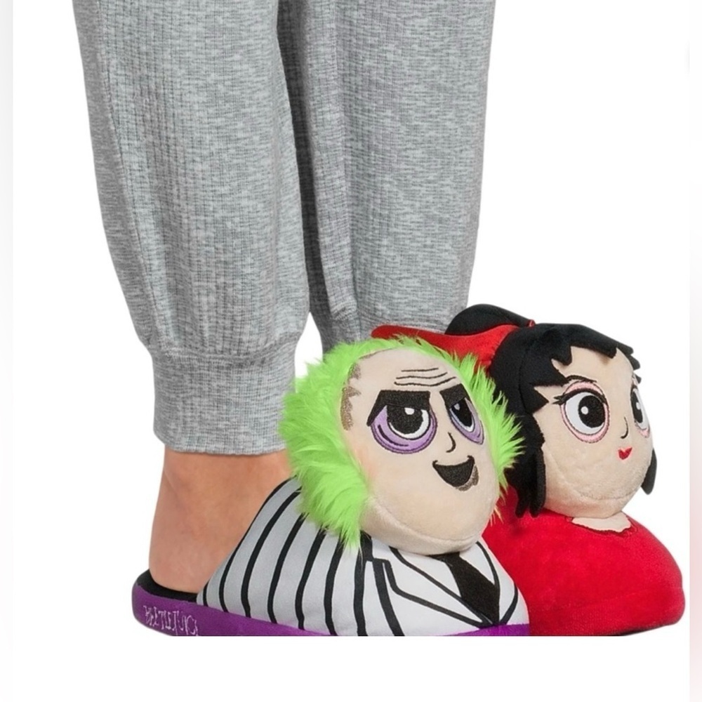 Warner Bros. Character Slippers - Purple and Red Beetlejuice Women's Slippers - Picture 5 of 12